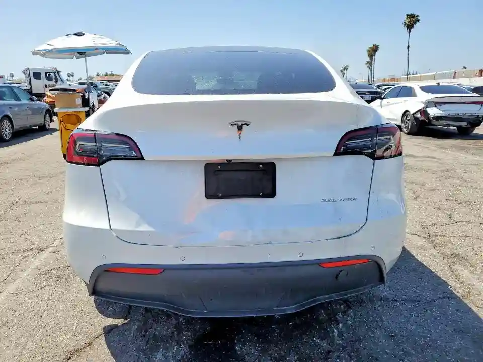 7SAYGDEE0NA022017 2022 TESLA MODEL Y-5