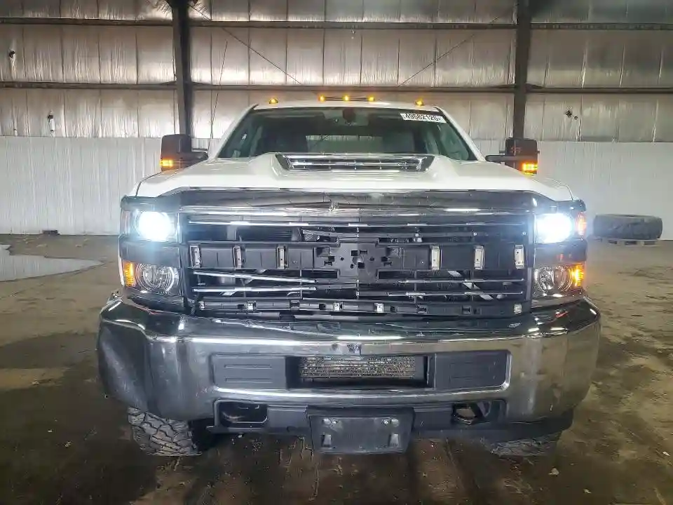 1GC4KYCY4HF241516 2017 CHEVROLET ALL MODELS-4