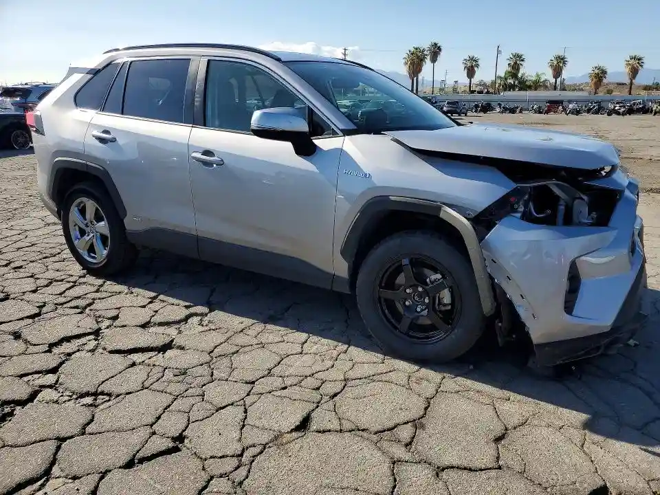 JTMB6RFV4MD045472 2021 TOYOTA RAV4-3
