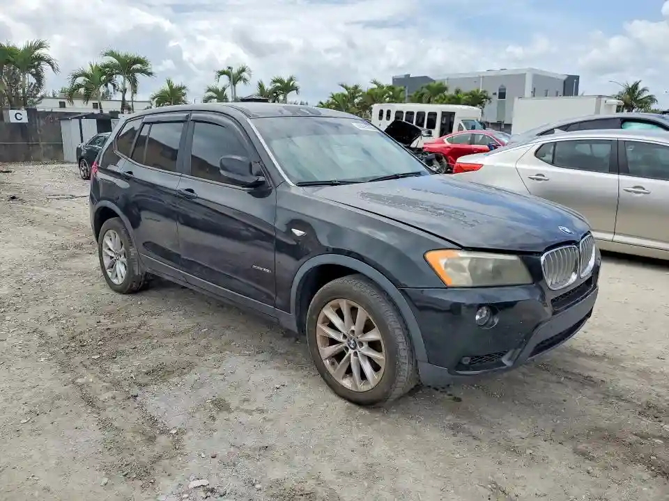 5UXWX7C52BLL15131 2011 BMW X3-3