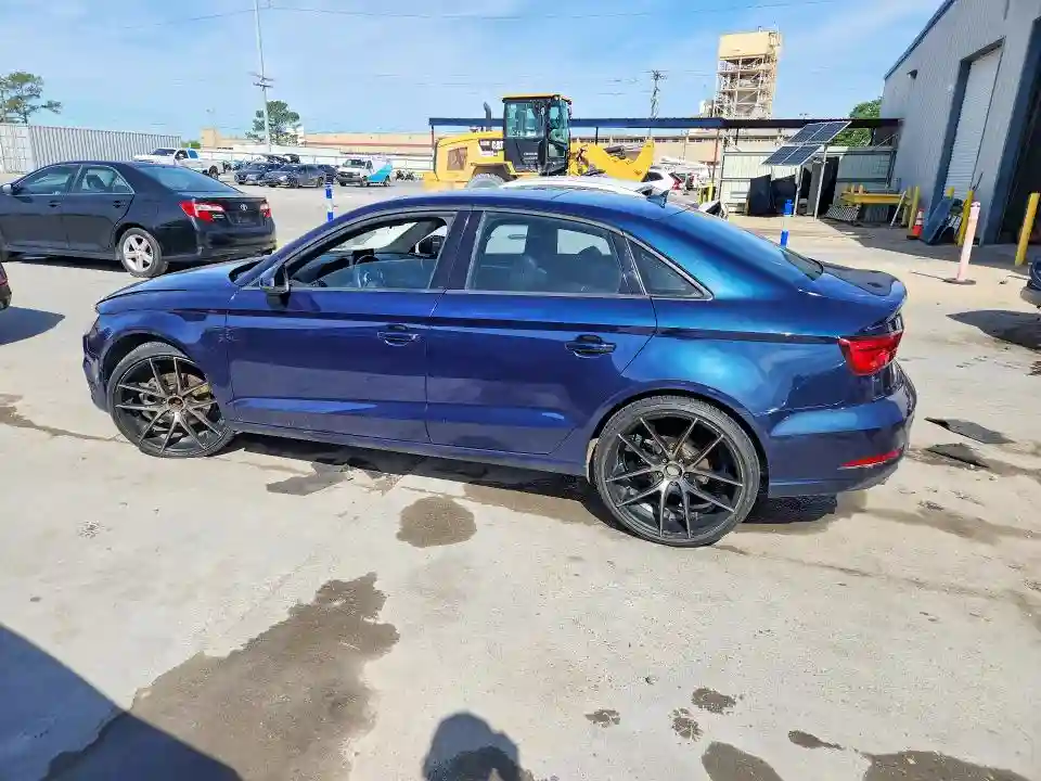WAUAUGFF4H1049444 2017 AUDI A3-1