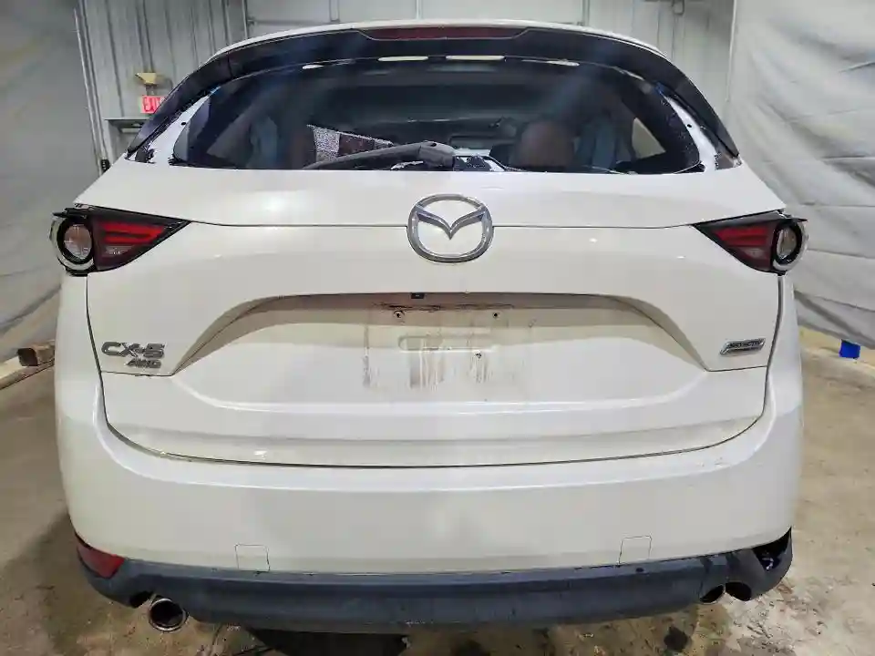 JM3KFBDM9J1405454 2018 MAZDA CX-5-5