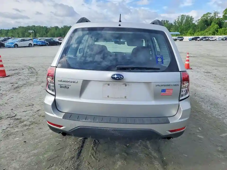 JF2SHBBC1BH700586 2011 SUBARU FORESTER-5