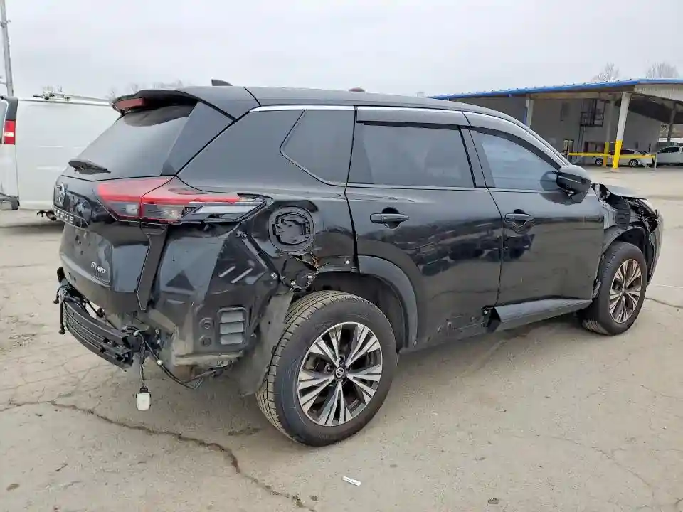 JN8AT3BB9MW202824 2021 NISSAN ROGUE SV-2