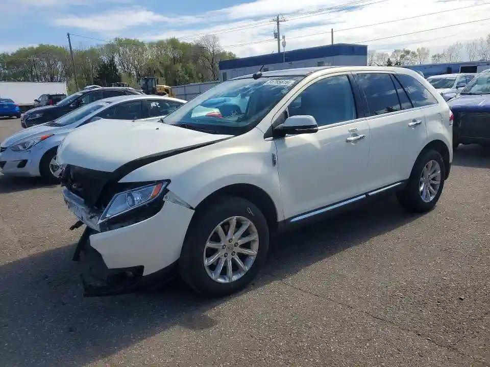 2LMDJ8JK1DBL40873 2013 LINCOLN MKX-0