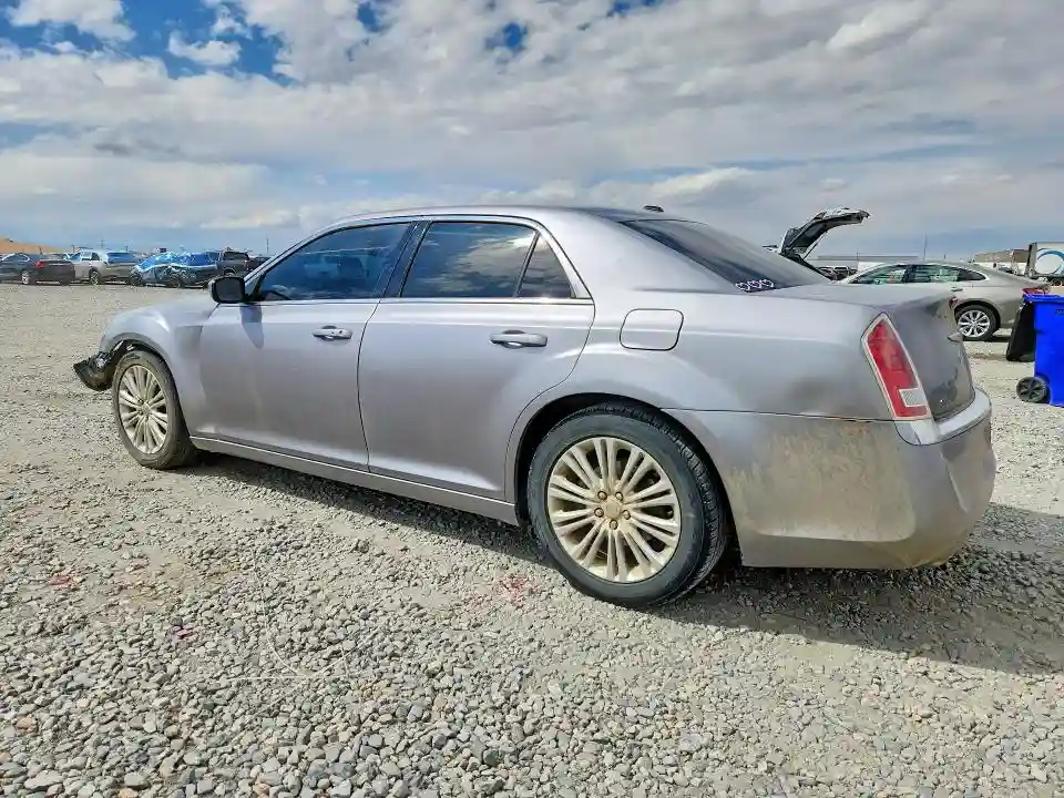 2C3CCARG3EH120439 2014 CHRYSLER 300-1