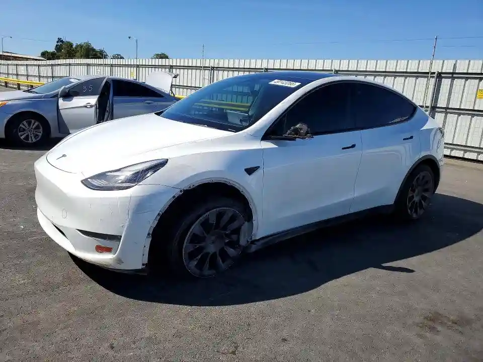 5YJYGDEF8LF002989 2020 TESLA MODEL Y-0
