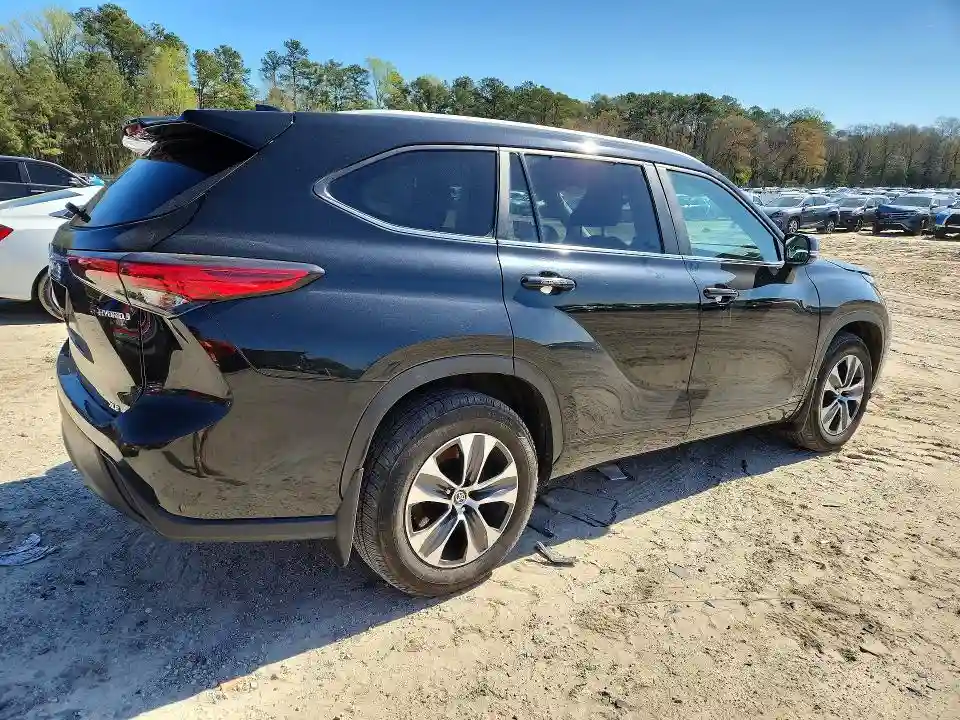 5TDKBRCH2PS116025 2023 TOYOTA HIGHLANDER-2