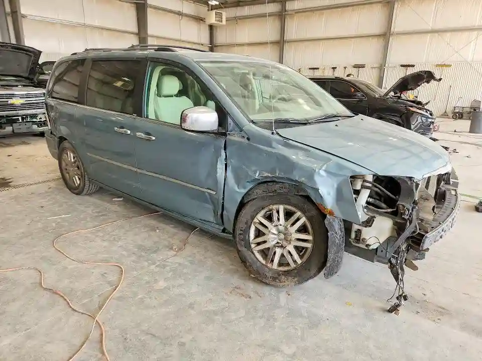 2A4RR6DX1AR153091 2010 CHRYSLER MINIVAN-3