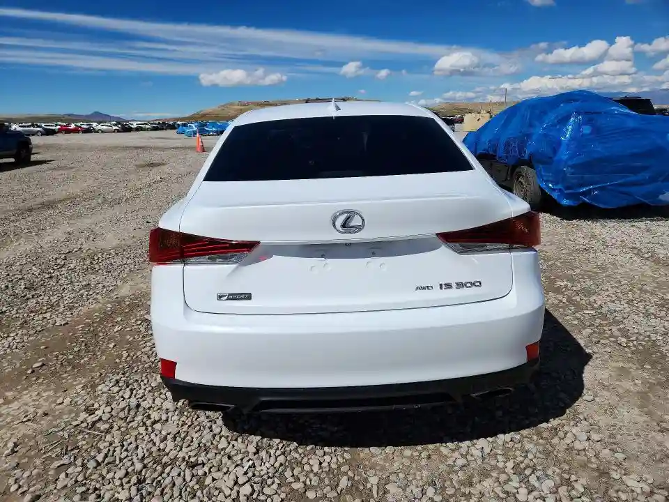 JTHCM1D26H5020690 2017 LEXUS IS-5