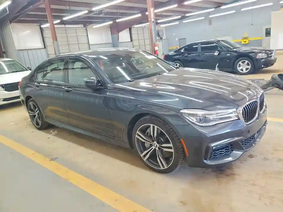 WBA7F0C52KGM25151 2019 BMW 7 SERIES-3