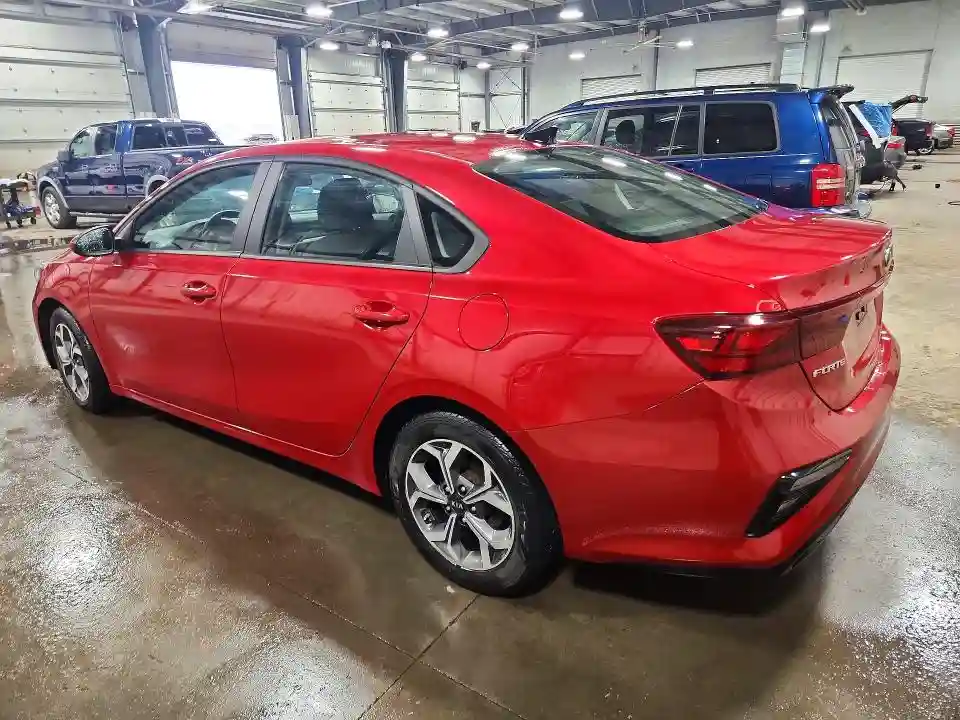 3KPF24AD8ME370221 2021 KIA FORTE LXS-1