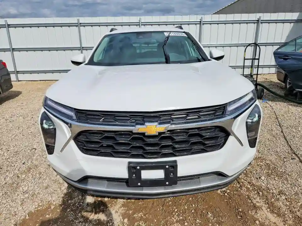 KL77LHEP3SC252091 2025 CHEVROLET TRAX-4