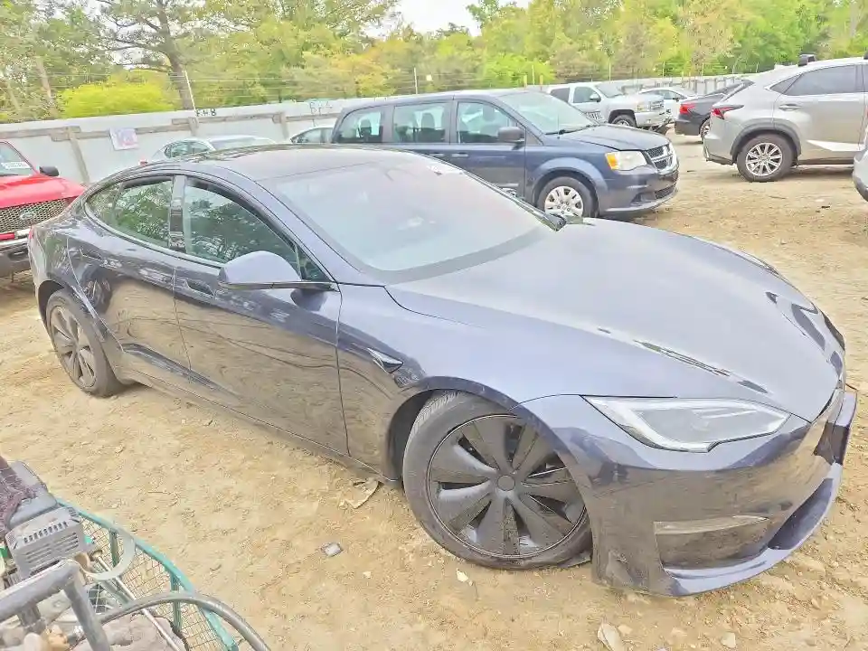 5YJSA1E57RF539889 2024 TESLA MODEL S-3