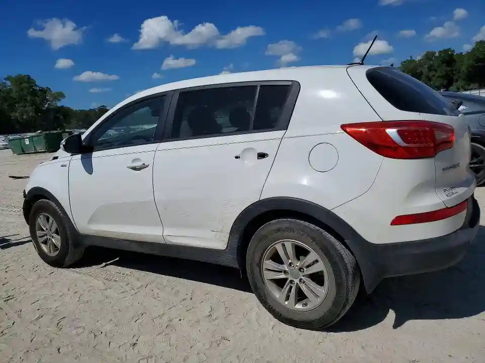 KNDPBCA29B7142366 2011 KIA SPORTAGE-1