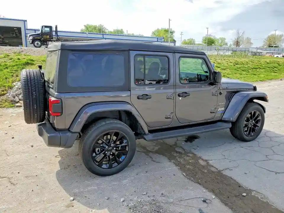 1C4JJXP6XNW276002 2022 JEEP WRANGLER-2