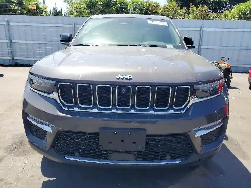 1C4RJYB64R8505977 2024 JEEP CHEROKEE-4
