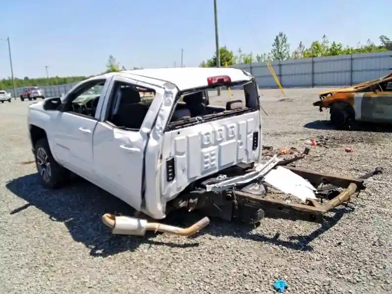 3GCUKREC3JG247030 2018 CHEVROLET ALL MODELS-1