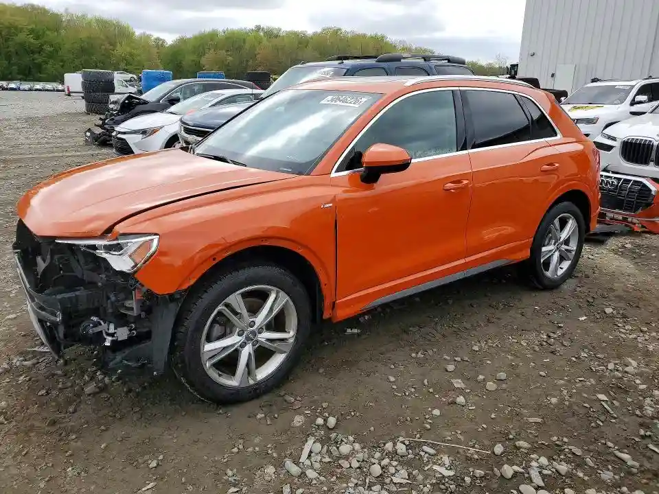 WA1EECF39K1087625 2019 AUDI Q3-0
