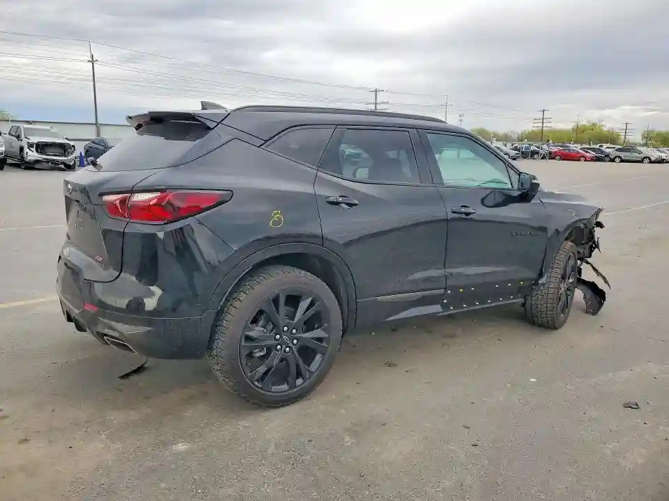 3GNKBKRS2NS210156 2022 CHEVROLET BLAZER-2