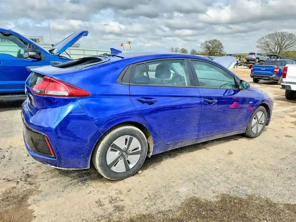 KMHC65LC6KU169705 2019 HYUNDAI IONIQ-2
