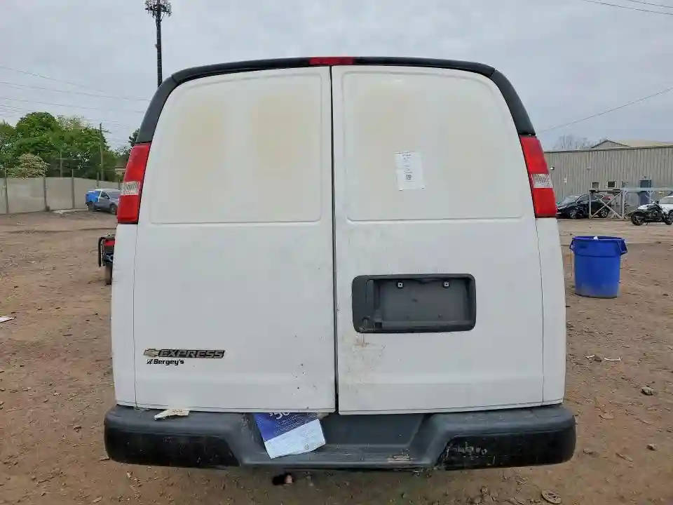 1GCWGBFPXP1116784 2023 CHEVROLET EXPRESS-5