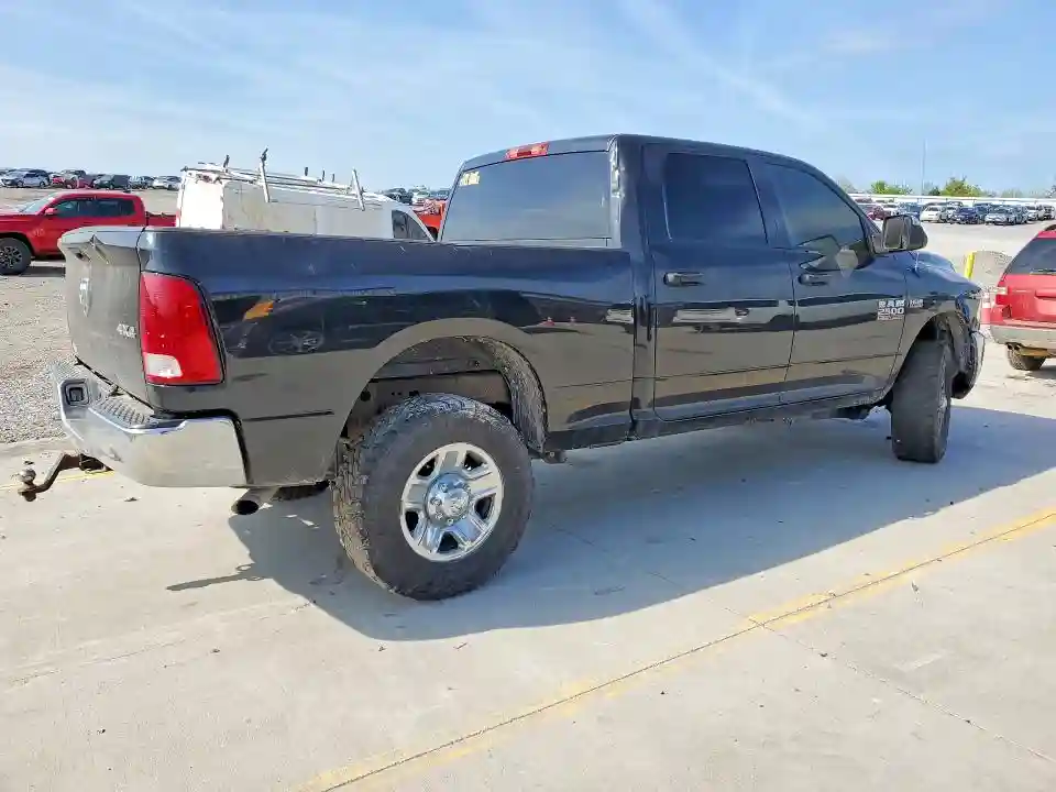 3C6TR5CT5JG306928 2018 RAM 2500-2