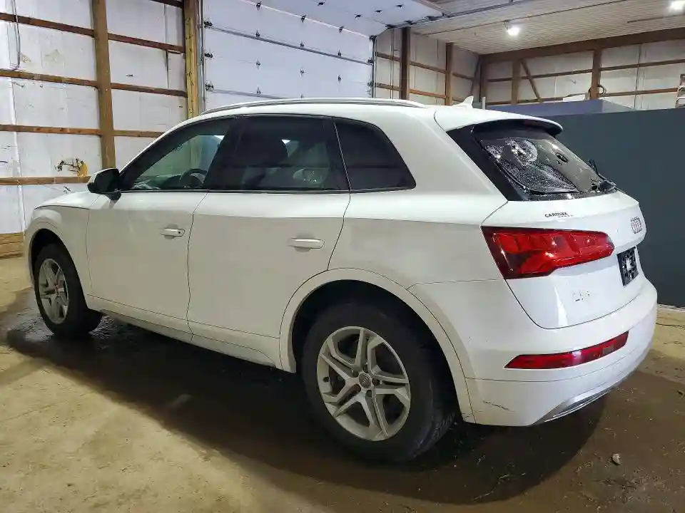 WA1ANAFY5J2004652 2018 AUDI Q5-1