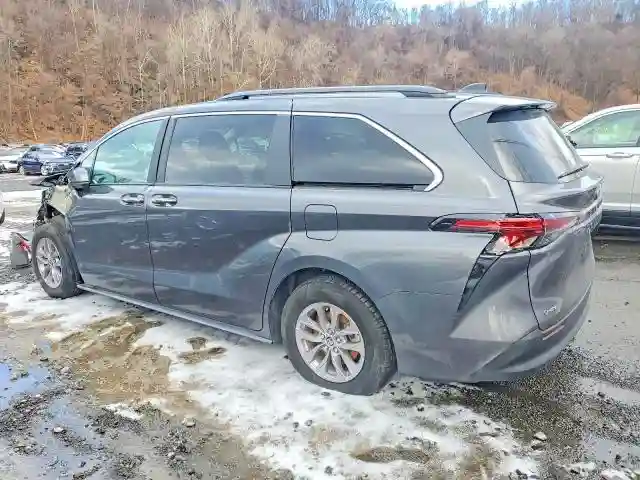 5TDYRKEC6SS242010 2025 TOYOTA SIENNA-1