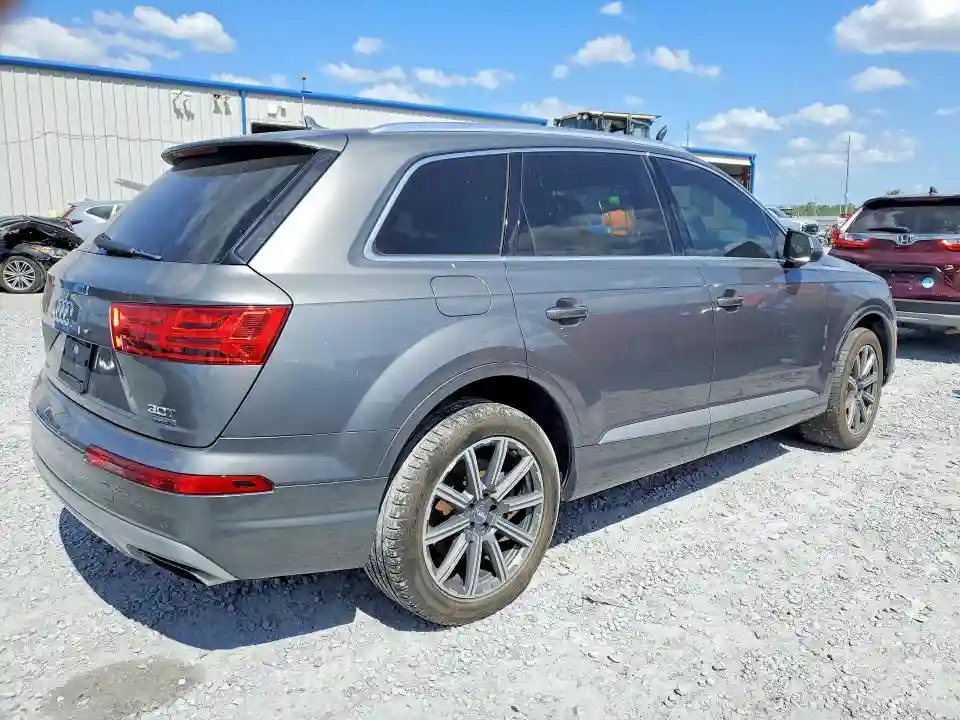WA1LAAF7XHD033655 2017 AUDI Q7-2