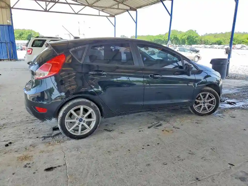 3FADP4EJ6HM123886 2017 FORD FIESTA-2