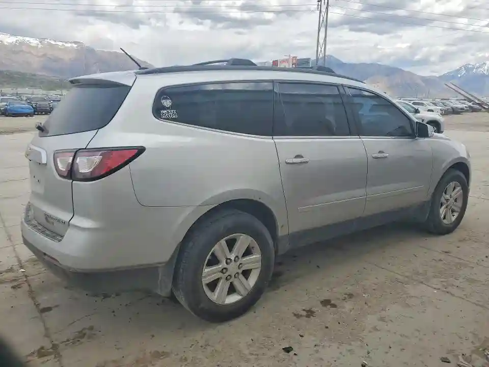 1GNKVJKDXDJ206093 2013 CHEVROLET TRAVERSE-2