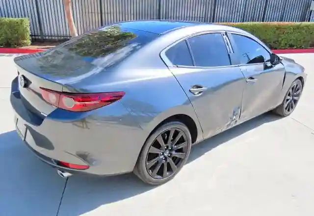 3MZBPABM2RM400790 2024 MAZDA MAZDA3-2