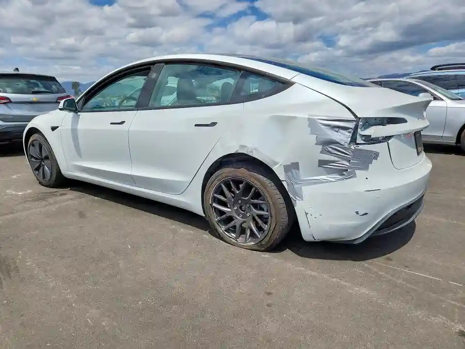5YJ3E1EA3SF009401 2025 TESLA MODEL 3-1