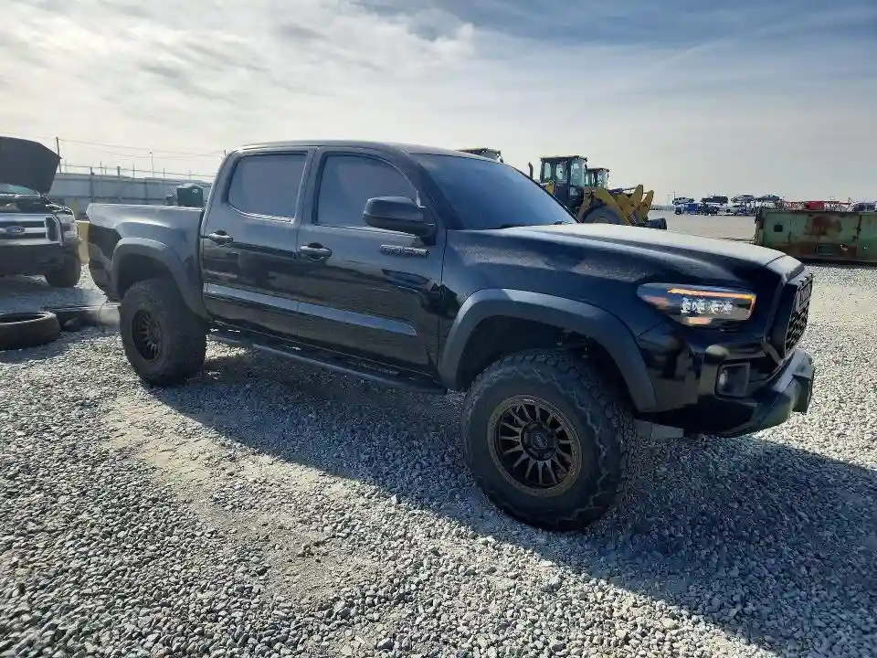 3TMCZ5AN1HM100479 2017 TOYOTA TACOMA-3