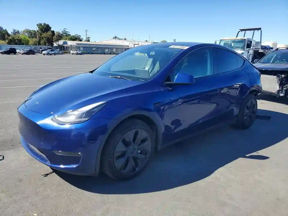7SAYGAEE4RF126551 2024 TESLA MODEL Y-0