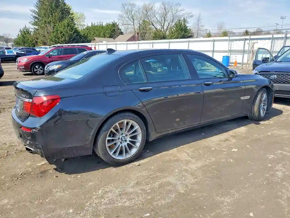 WBAYE8C54ED134596 2014 BMW 7 SERIES-2