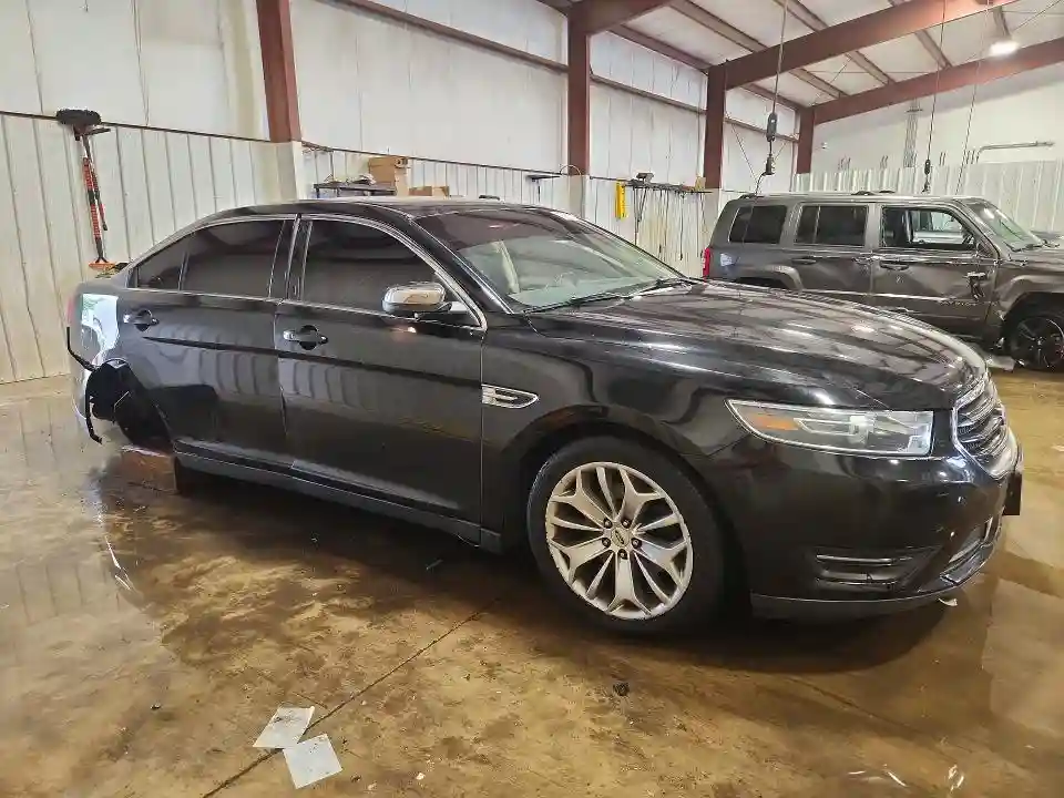 1FAHP2F82HG103680 2017 FORD TAURUS-3