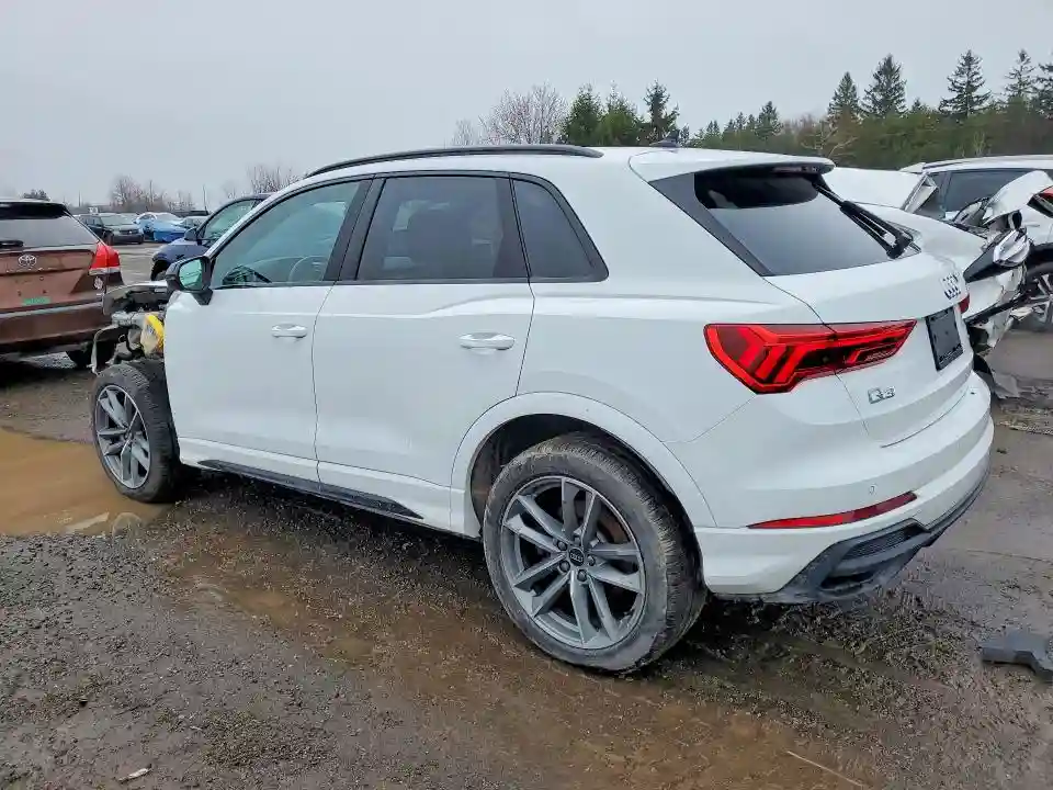 WA1DECF36R1085644 2024 AUDI Q3-1