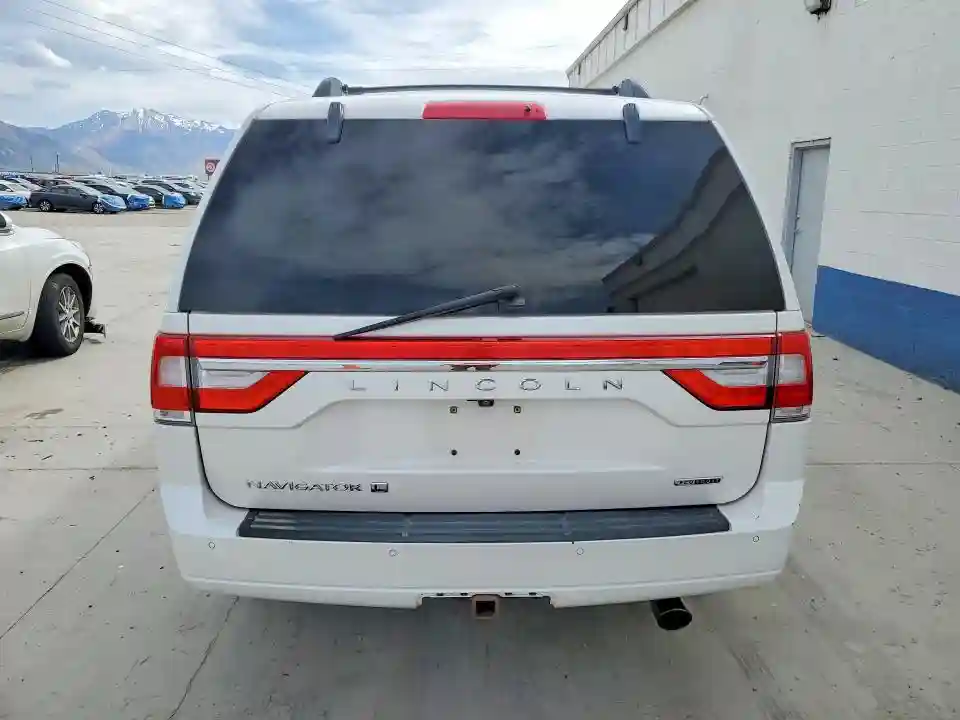 5LMJJ3JT4FEJ08752 2015 LINCOLN NAVIGATOR-5