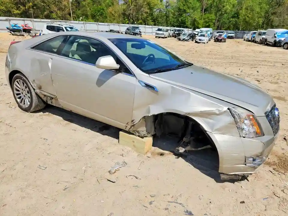 1G6DJ1E34D0129889 2013 CADILLAC CTS-3