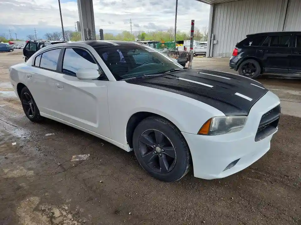 2B3CL3CG5BH567349 2011 DODGE CHARGER-3