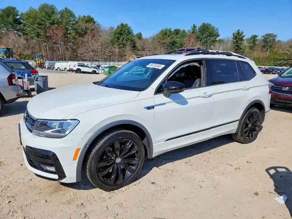 3VV2B7AX3LM056976 2020 VOLKSWAGEN TIGUAN-0