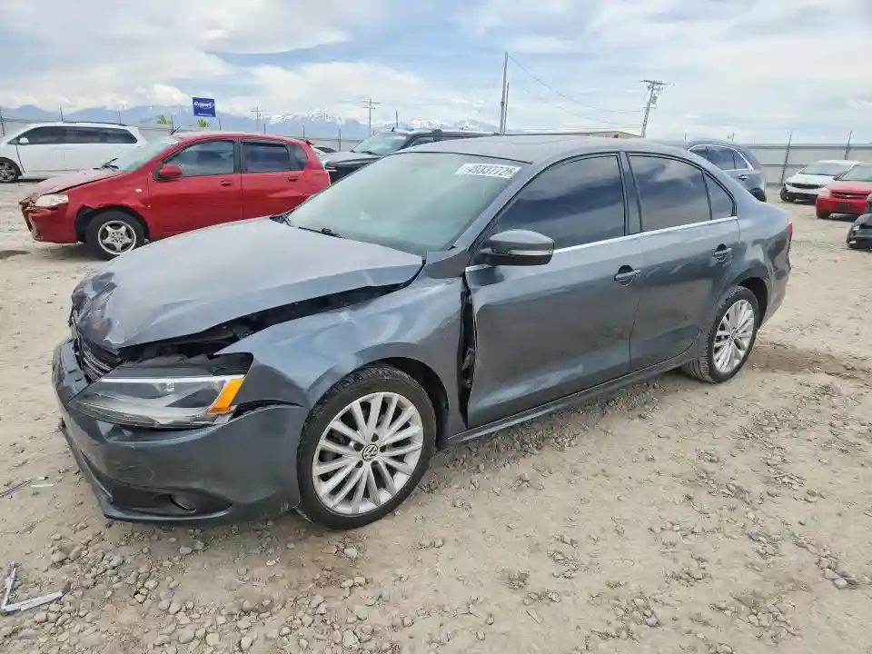 3VWLL7AJ8DM380953 2013 VOLKSWAGEN JETTA-0