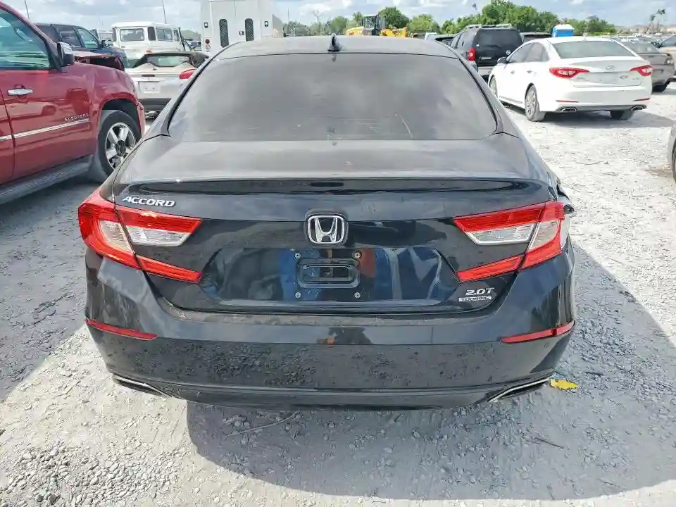 1HGCV2F93JA037184 2018 HONDA ACCORD-5