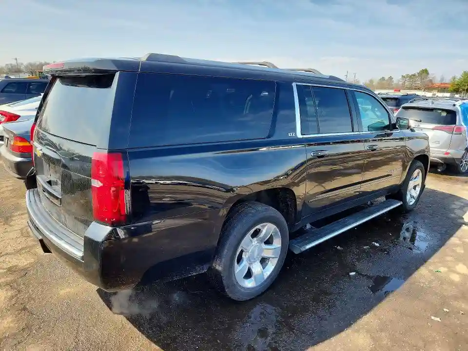 1GNSKKKCXFR549870 2015 CHEVROLET SUBURBAN-2