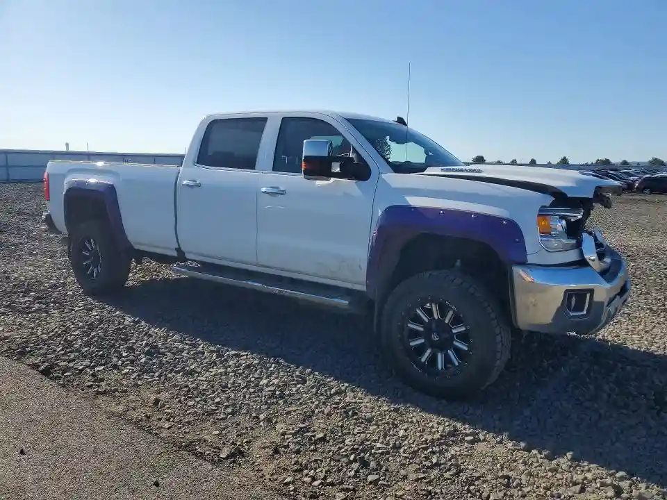 1GT12TEY7JF199285 2018 GMC SIERRA-3