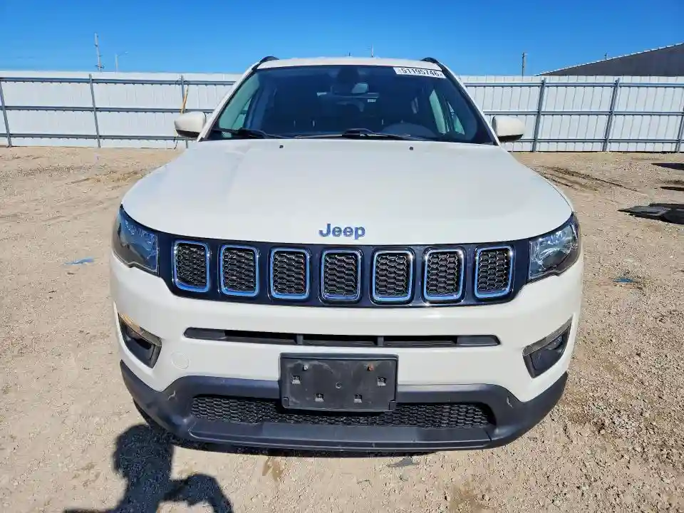 3C4NJDBB7JT485606 2018 JEEP COMPASS-4