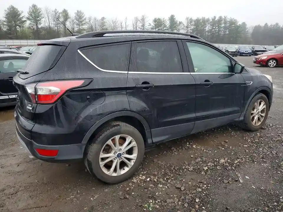 1FMCU0G97HUE46961 2017 FORD ESCAPE-2