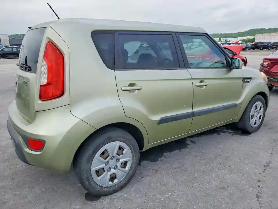 KNDJT2A52D7535409 2013 KIA SOUL BASE-2